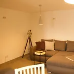 1 公寓 *